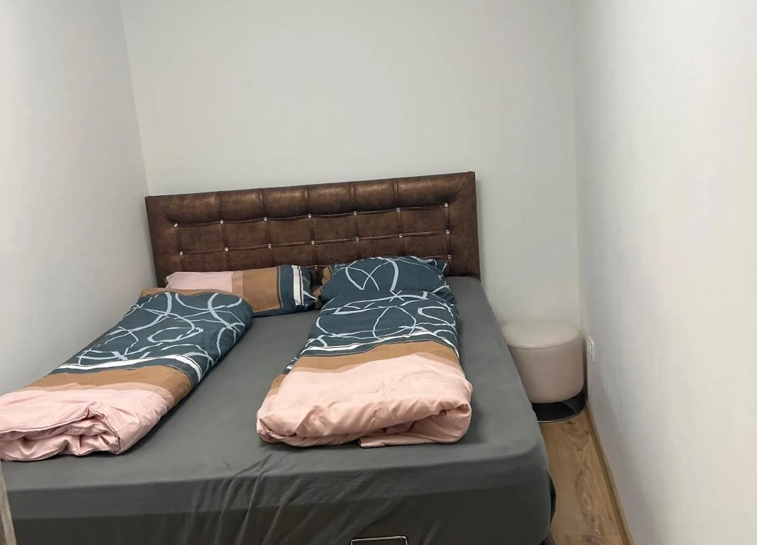 Appartamento 4A Simmeriner Hauptstrasse Vienna Austria